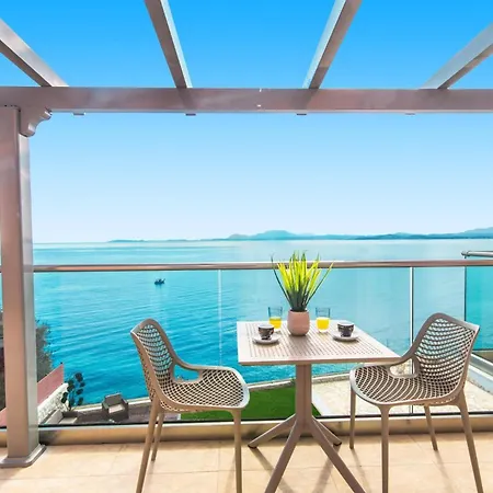 Poseidon Seaside By Vila *