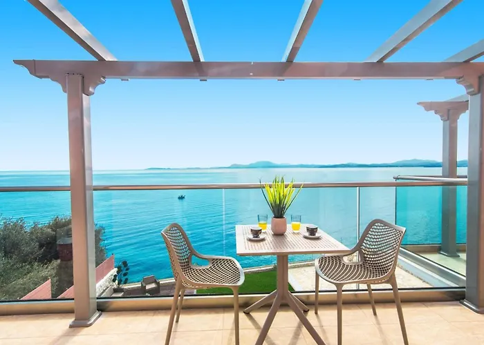 Poseidon Seaside By Villa *